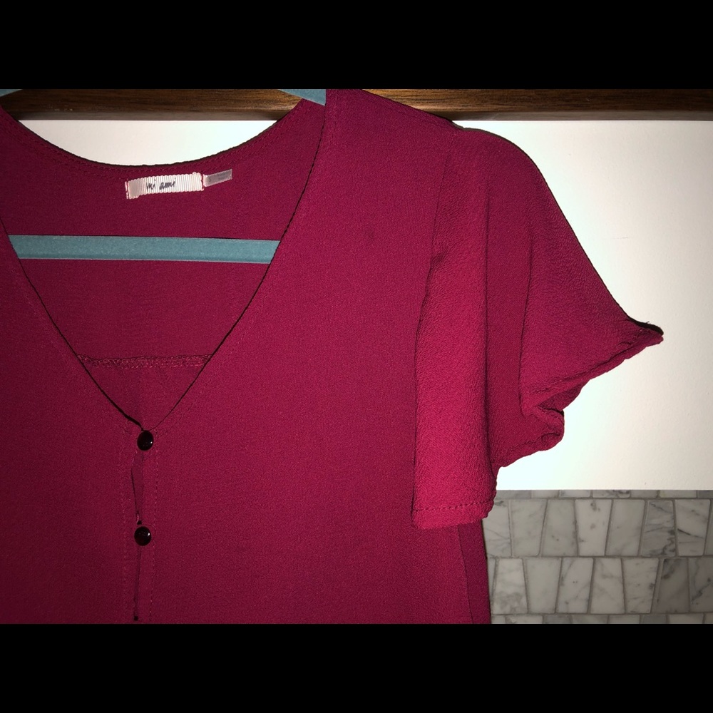 NWOT Francesca’s Button Front Knot Blouse